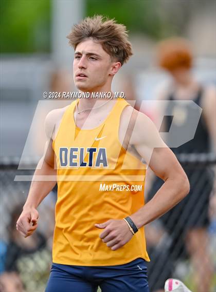 Thumbnail 3 in IHSAA Delta Sectionals (400 Meter)  photogallery.