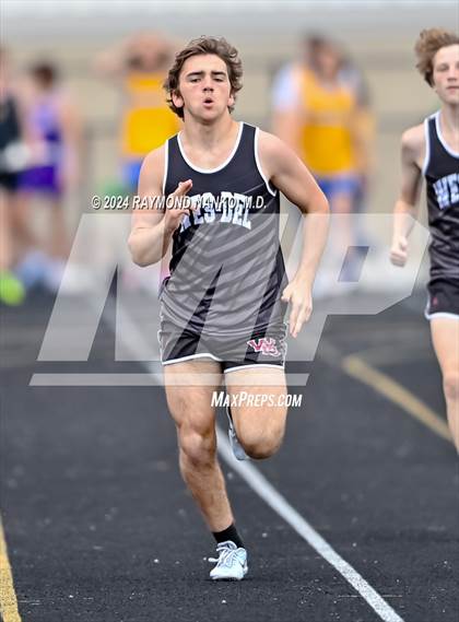Thumbnail 3 in IHSAA Delta Sectionals (400 Meter)  photogallery.
