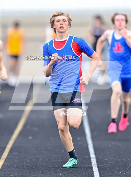 Thumbnail 2 in IHSAA Delta Sectionals (400 Meter)  photogallery.