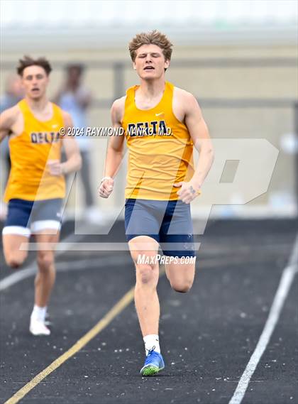 Thumbnail 1 in IHSAA Delta Sectionals (400 Meter)  photogallery.
