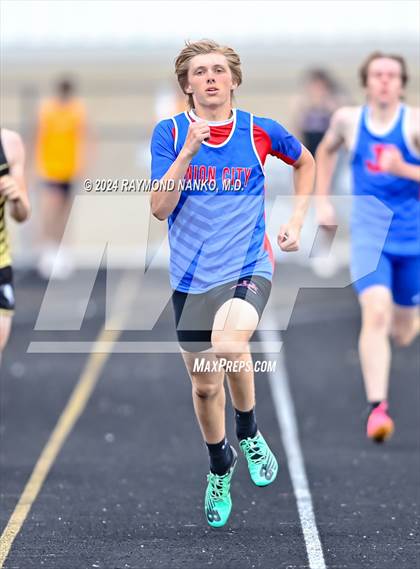 Thumbnail 3 in IHSAA Delta Sectionals (400 Meter)  photogallery.