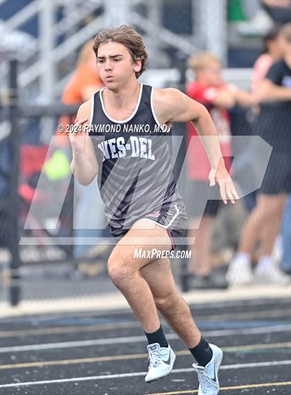 Thumbnail 2 in IHSAA Delta Sectionals (400 Meter)  photogallery.