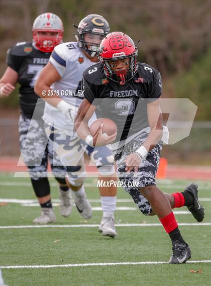 Thumbnail 3 in JPS Senior Football Classic (ALL-STARS) photogallery.