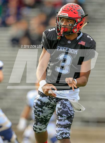 Thumbnail 1 in JPS Senior Football Classic (ALL-STARS) photogallery.