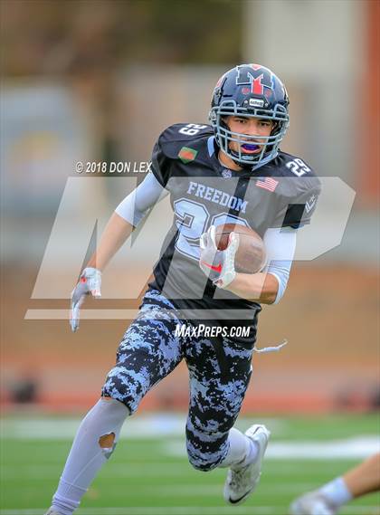 Thumbnail 2 in JPS Senior Football Classic (ALL-STARS) photogallery.