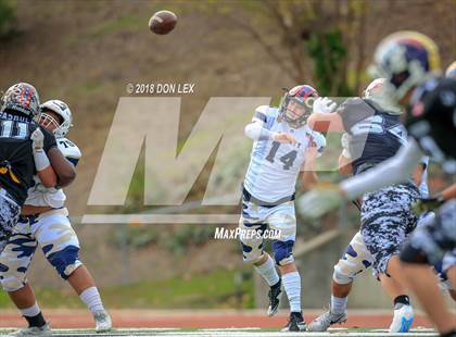 Thumbnail 2 in JPS Senior Football Classic (ALL-STARS) photogallery.