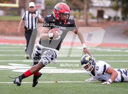 Thumbnail 1 in JPS Senior Football Classic (ALL-STARS) photogallery.