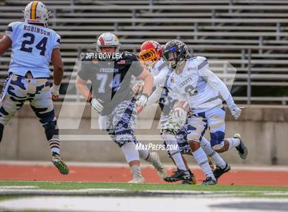 Thumbnail 3 in JPS Senior Football Classic (ALL-STARS) photogallery.