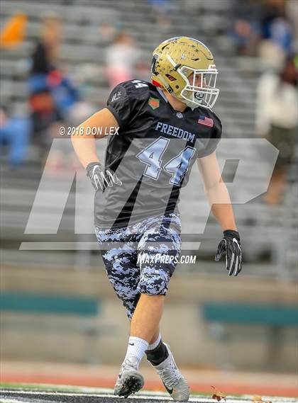 Thumbnail 3 in JPS Senior Football Classic (ALL-STARS) photogallery.