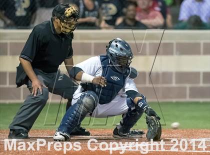 Thumbnail 3 in Dallas Jesuit vs. Plano East photogallery.