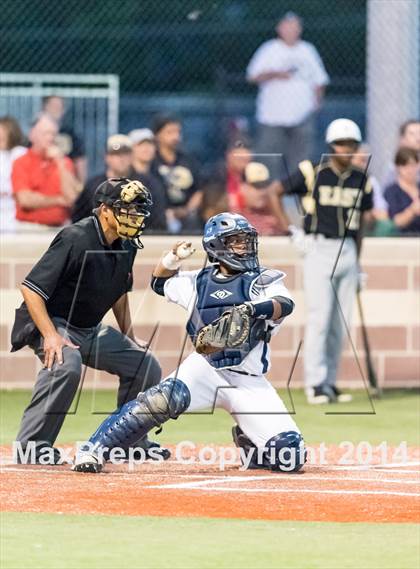 Thumbnail 3 in Dallas Jesuit vs. Plano East photogallery.