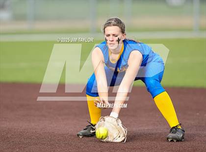 Thumbnail 1 in Huckabay @ Graford photogallery.
