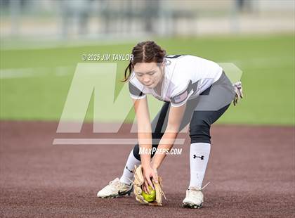 Thumbnail 2 in Huckabay @ Graford photogallery.