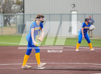 Thumbnail 3 in Huckabay @ Graford photogallery.