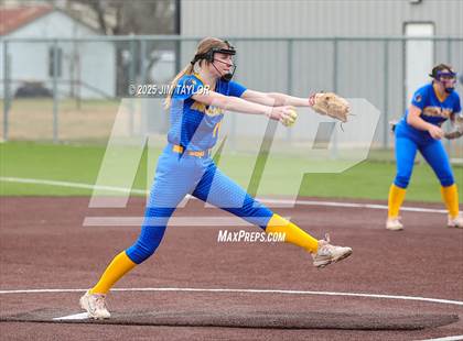 Thumbnail 3 in Huckabay @ Graford photogallery.