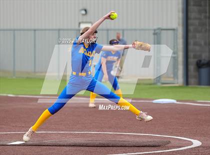 Thumbnail 3 in Huckabay @ Graford photogallery.