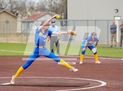 Thumbnail 3 in Huckabay @ Graford photogallery.