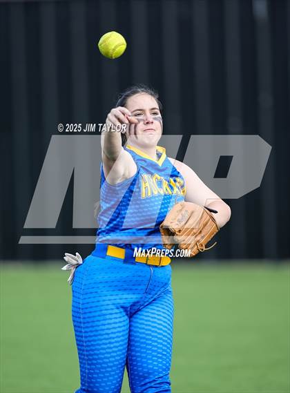 Thumbnail 2 in Huckabay @ Graford photogallery.