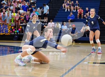 Thumbnail 2 in St. George's @ Arlington photogallery.