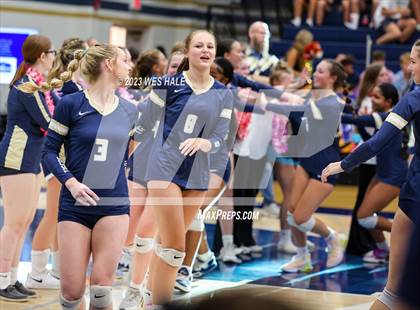 Thumbnail 2 in St. George's @ Arlington photogallery.