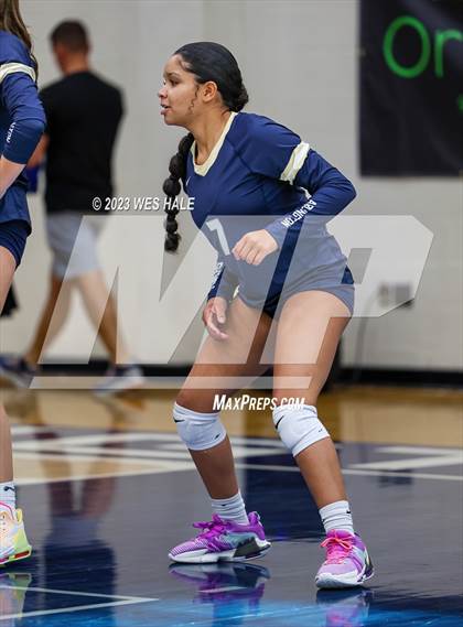 Thumbnail 2 in St. George's @ Arlington photogallery.