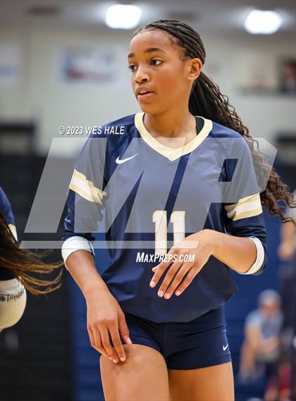 Thumbnail 1 in St. George's @ Arlington photogallery.