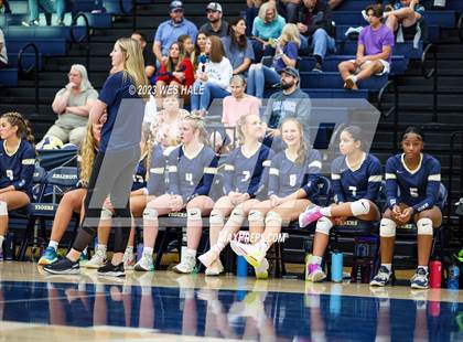 Thumbnail 1 in St. George's @ Arlington photogallery.