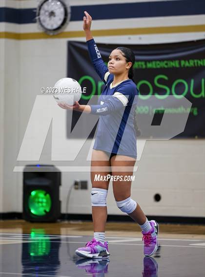 Thumbnail 3 in St. George's @ Arlington photogallery.