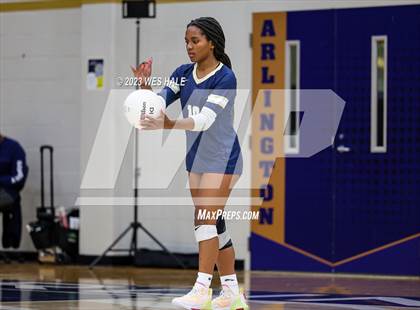 Thumbnail 3 in St. George's @ Arlington photogallery.