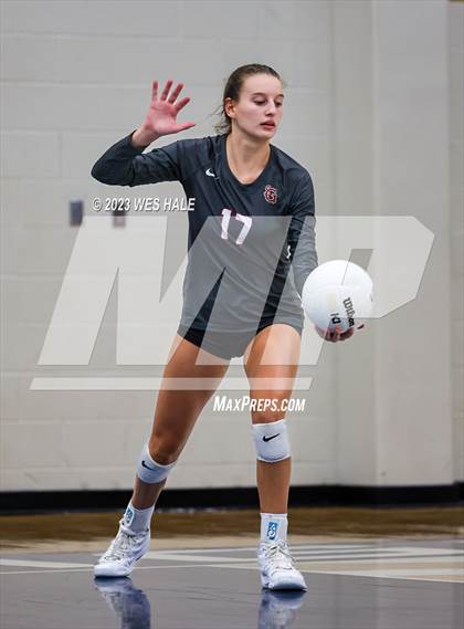 Thumbnail 2 in St. George's @ Arlington photogallery.