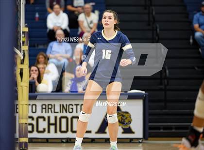 Thumbnail 2 in St. George's @ Arlington photogallery.