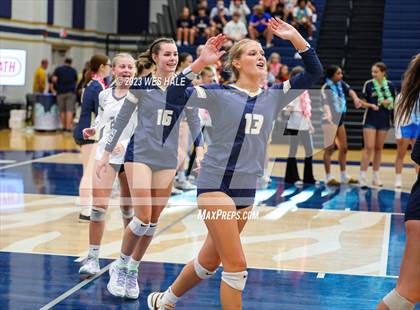 Thumbnail 3 in St. George's @ Arlington photogallery.