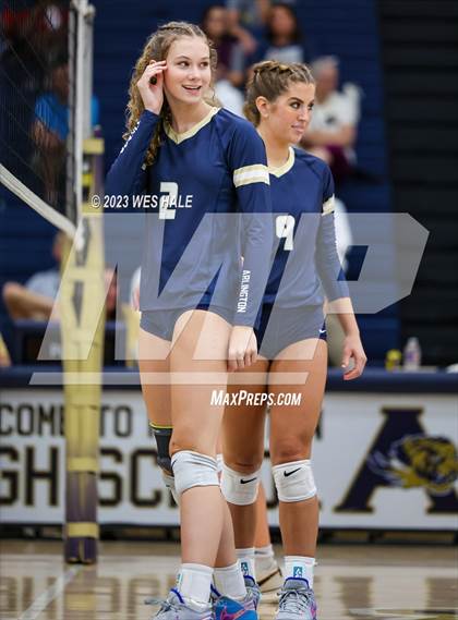 Thumbnail 1 in St. George's @ Arlington photogallery.