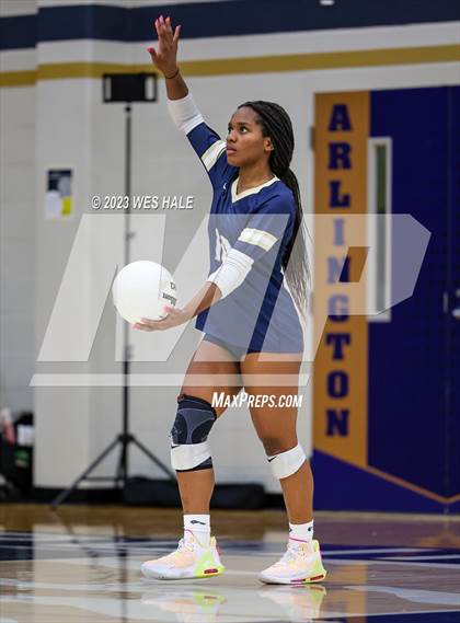 Thumbnail 2 in St. George's @ Arlington photogallery.