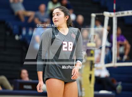 Thumbnail 1 in St. George's @ Arlington photogallery.