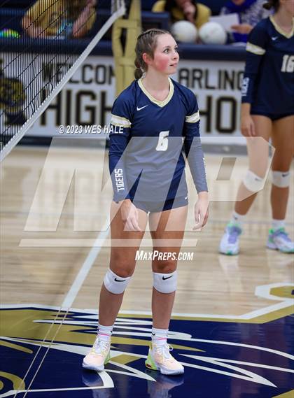 Thumbnail 1 in St. George's @ Arlington photogallery.