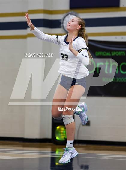 Thumbnail 2 in St. George's @ Arlington photogallery.