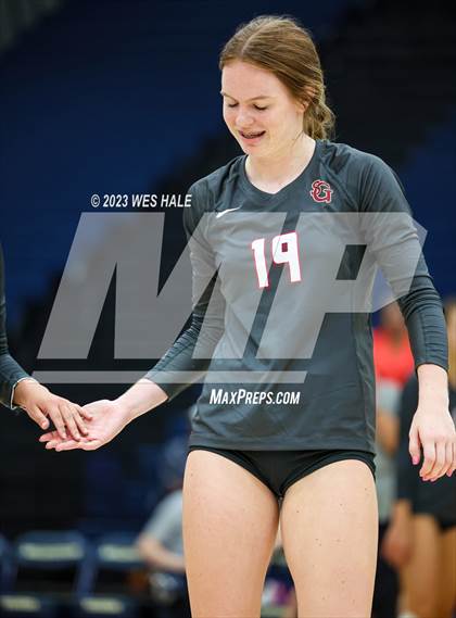 Thumbnail 2 in St. George's @ Arlington photogallery.