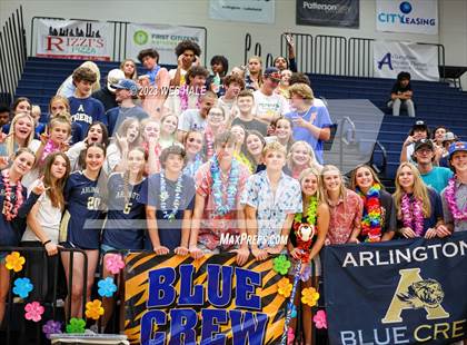 Thumbnail 2 in St. George's @ Arlington photogallery.