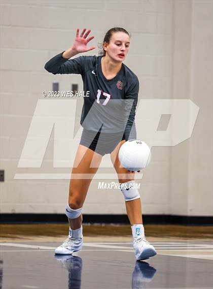 Thumbnail 3 in St. George's @ Arlington photogallery.