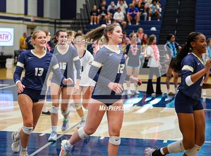 Thumbnail 2 in St. George's @ Arlington photogallery.