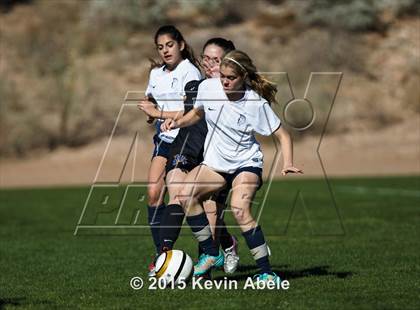 Thumbnail 2 in Phoenix Country Day vs. Scottsdale Prep photogallery.