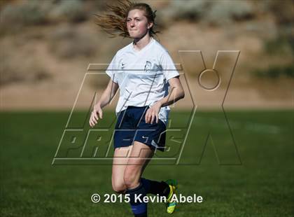 Thumbnail 1 in Phoenix Country Day vs. Scottsdale Prep photogallery.