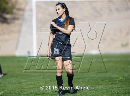 Thumbnail 2 in Phoenix Country Day vs. Scottsdale Prep photogallery.