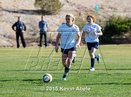 Thumbnail 1 in Phoenix Country Day vs. Scottsdale Prep photogallery.
