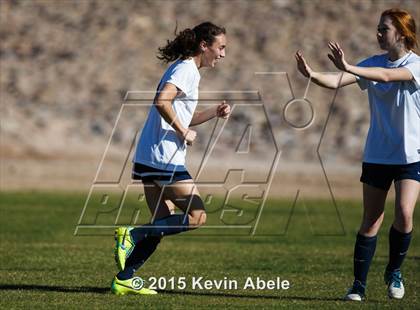 Thumbnail 2 in Phoenix Country Day vs. Scottsdale Prep photogallery.