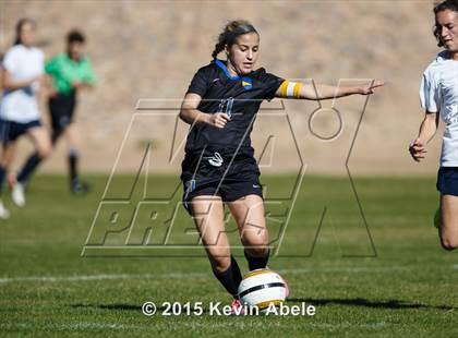 Thumbnail 3 in Phoenix Country Day vs. Scottsdale Prep photogallery.
