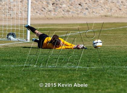 Thumbnail 3 in Phoenix Country Day vs. Scottsdale Prep photogallery.