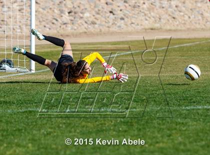 Thumbnail 3 in Phoenix Country Day vs. Scottsdale Prep photogallery.