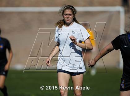 Thumbnail 3 in Phoenix Country Day vs. Scottsdale Prep photogallery.